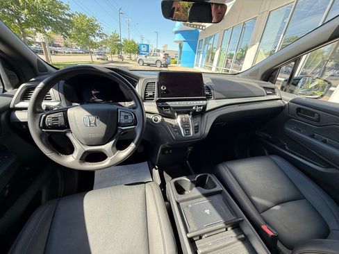 Used 2025 Honda Odyssey Sport-L image 6