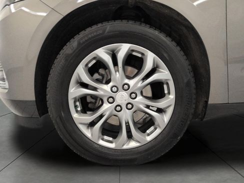 Used 2019 Buick Enclave Avenir w/ Avenir Technology Package AWD/4WD image 3