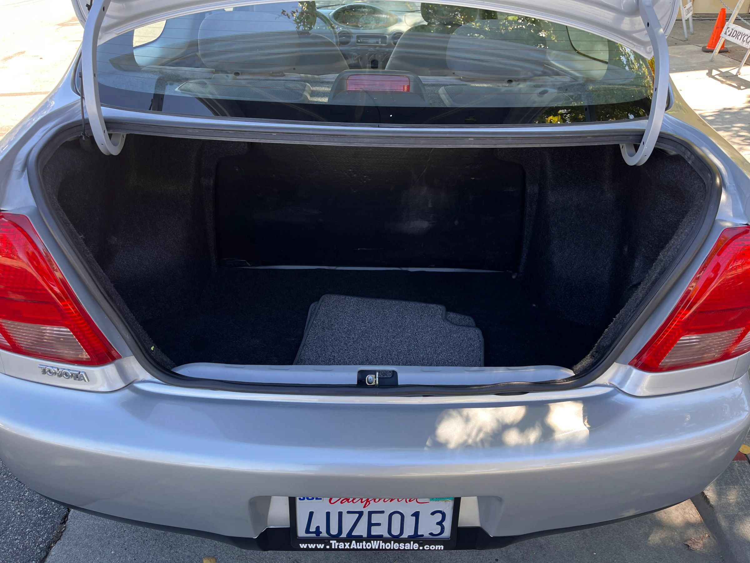 Used 2001 Toyota Echo Coupe FWD image 17