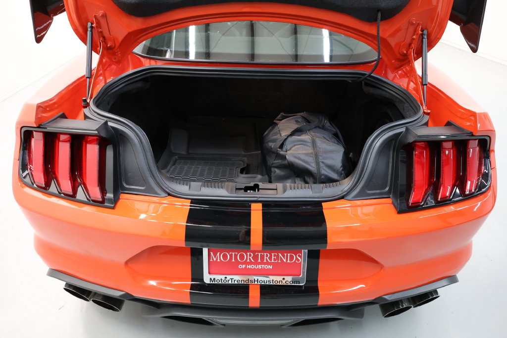 Used 2022 Ford Mustang Shelby GT500 w/ Carbon Fiber Track Pack RWD image 69