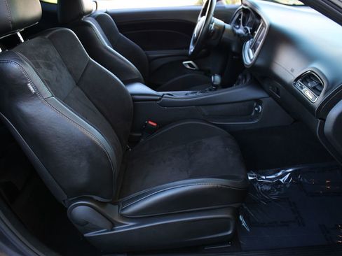 Used 2023 Dodge Challenger GT w/ Plus Package image 26