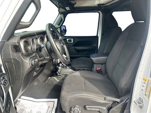 Used 2018 Jeep Wrangler Unlimited Sport S AWD/4WD image 10