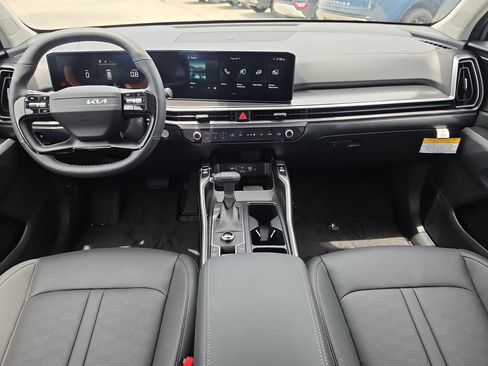 New 2026 Kia Sorento S AWD/4WD image 12