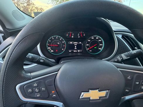 Used 2023 Chevrolet Malibu LS image 11