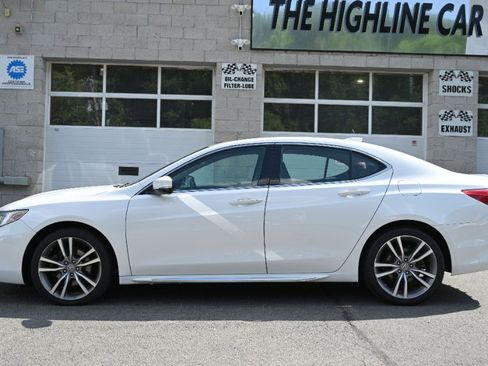 Used 2020 Acura TLX V6 SH-AWD w/ Technology Pkg image 4