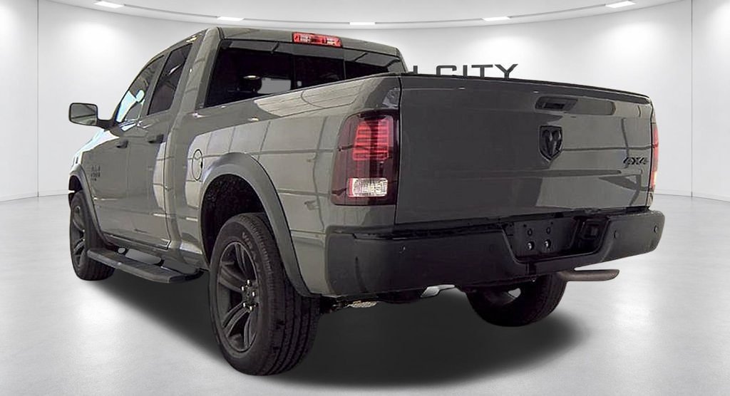 Used 2022 RAM 1500 Warlock w/ Ceramic Gray Warlock Package AWD/4WD image 7
