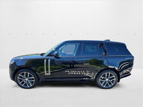 New 2025 Land Rover Range Rover SE image 8