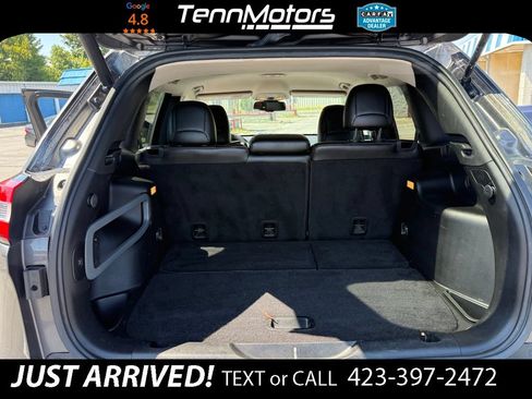 Used 2015 Jeep Cherokee Trailhawk w/ Comfort/Convenience Group AWD/4WD image 14