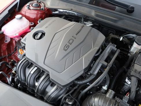 Used 2024 Hyundai Sonata SEL w/ Convenience Package image 9