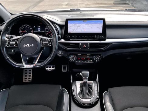 Used 2022 Kia Forte GT-Line w/ GT-Line Technology Package image 15