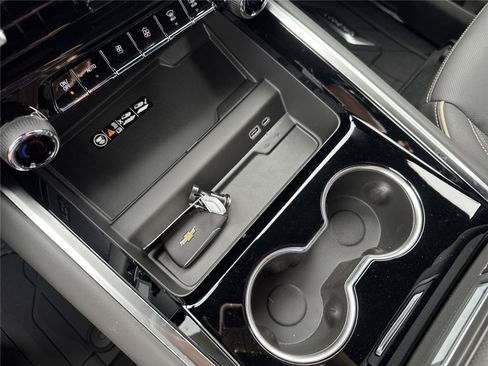 New 2026 Chevrolet Tahoe Premier w/ Sun And Tow Package RWD image 30
