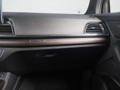 Used 2023 Audi Q5 2.0T Premium Plus w/ S Line w/ Premium Plus Package AWD/4WD image 43