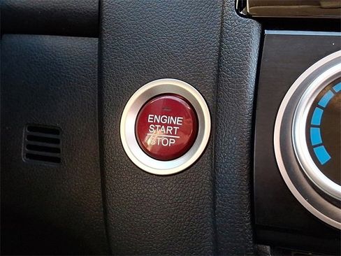 Used 2016 Honda Fit EX image 24