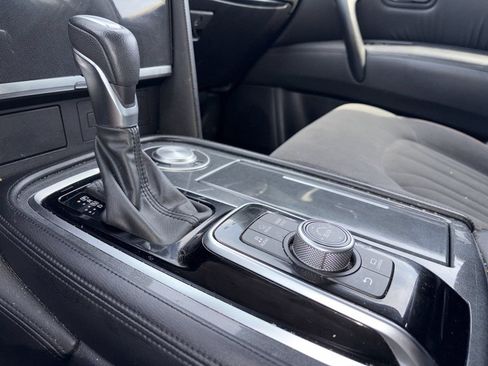 Used 2023 Nissan Armada S RWD image 17
