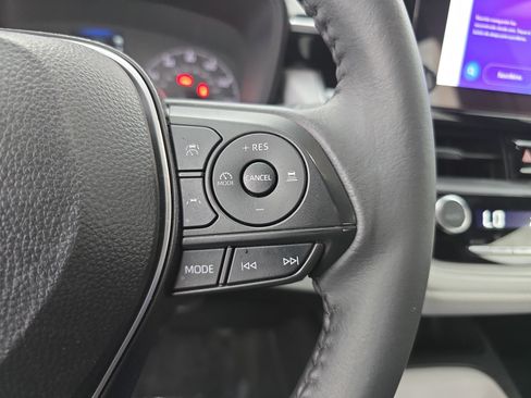 Used 2024 Toyota Corolla SE FWD image 17