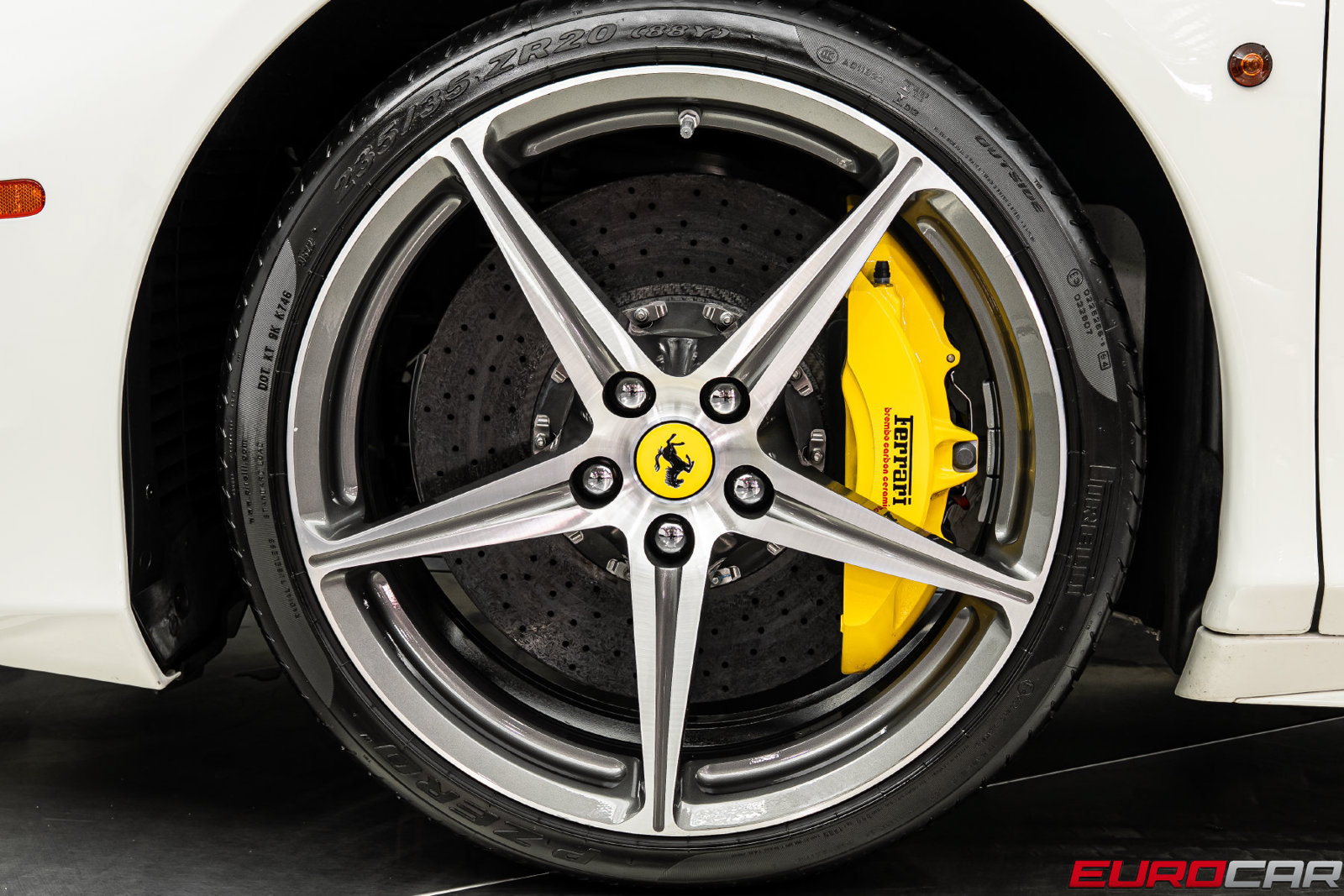 Used 2015 Ferrari 458 Italia Coupe RWD image 24