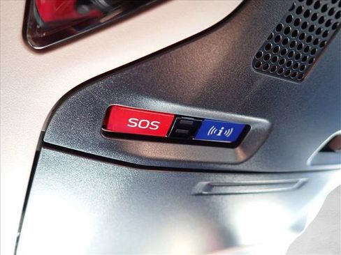 Certified 2025 Subaru Outback Premium w/ Popular Package #1 image 18