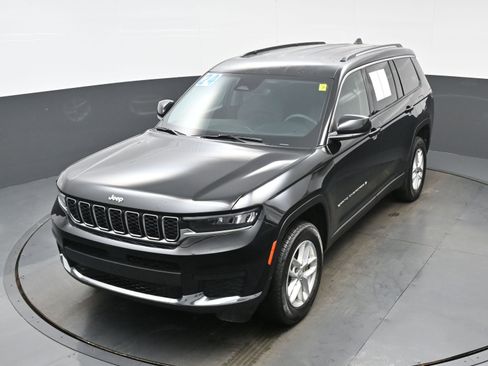 Used 2024 Jeep Grand Cherokee L Laredo image 33