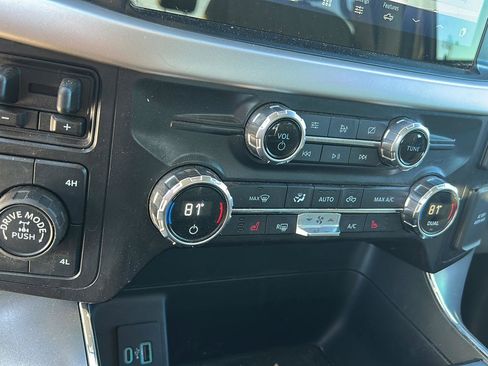 Used 2021 Ford F150 XLT w/ Equipment Group 302A High image 13