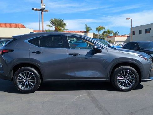 Used 2024 Lexus NX 250 FWD image 5