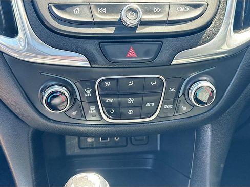 Used 2020 Chevrolet Equinox LT AWD/4WD image 14