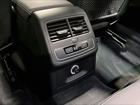 Used 2020 Audi A4 2.0T Premium w/ Convenience Package image 24
