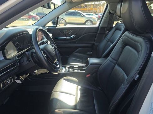 Used 2022 Lincoln Corsair FWD w/ Premium Package image 5