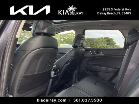 Used 2026 Kia Sportage SX image 16