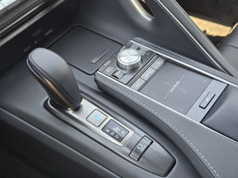 Used 2021 Lexus LC 500 Convertible w/ Touring Package RWD image 16