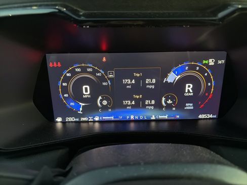 Used 2024 Chevrolet Colorado Z71 w/ Z71 Convenience Package 2 image 12