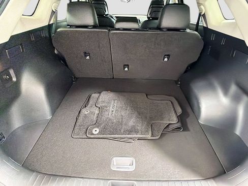 Used 2023 Kia Sportage EX FWD image 27