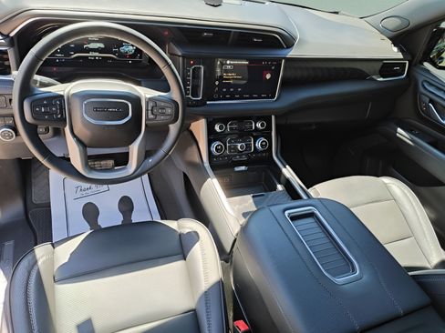 Used 2024 GMC Yukon Denali w/ Max Trailering Package AWD/4WD image 12