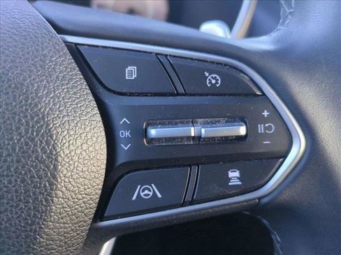 Used 2022 Hyundai Santa Fe SEL w/ Convenience + Premium Package image 16
