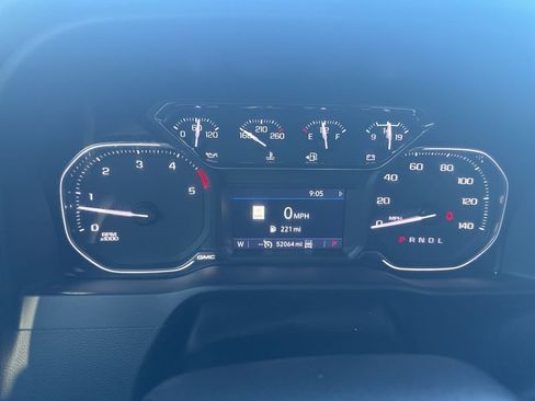 Used 2022 GMC Sierra 2500 AT4 w/ AT4 Preferred Package image 11