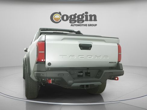New 2025 Toyota Tacoma 4x4 Double Cab Hybrid image 13