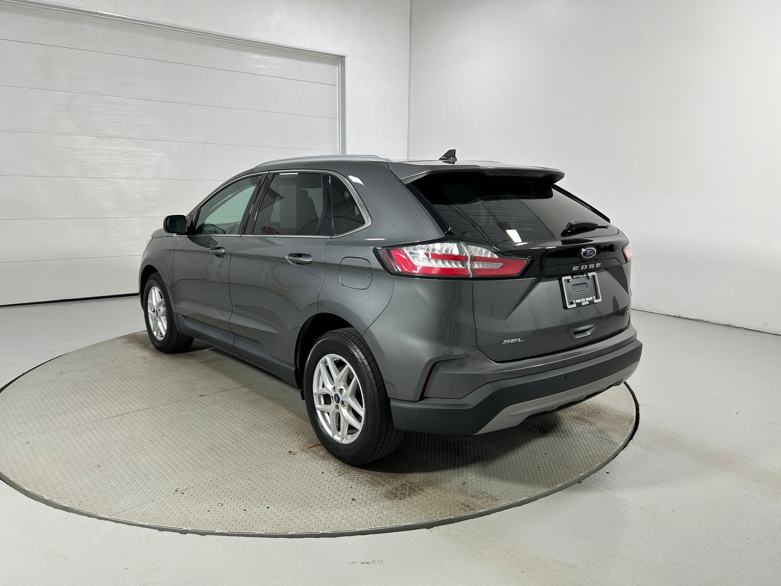Used 2022 Ford Edge SEL w/ Convenience Package AWD/4WD image 21