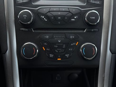 Used 2018 Ford Fusion S FWD image 39