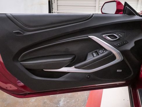 Used 2021 Chevrolet Camaro SS RWD image 25