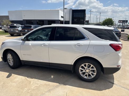 Used 2019 Chevrolet Equinox LT FWD image 15