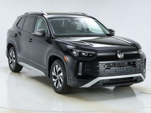 New 2026 Volkswagen Tiguan S FWD image 15