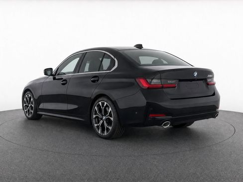 Used 2025 BMW 330i Sedan RWD image 5