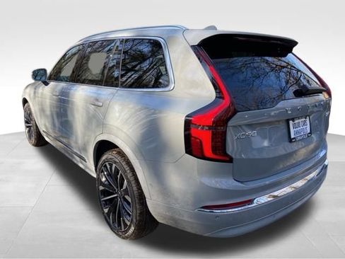 New 2026 Volvo XC90 T8 Ultra image 5
