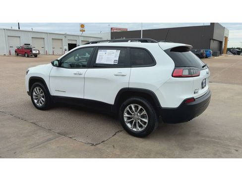 Used 2022 Jeep Cherokee Latitude Lux AWD/4WD image 6