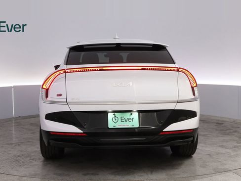 Used 2025 Kia EV6 Wind RWD image 15
