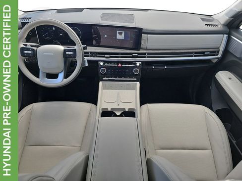 Certified 2025 Hyundai Santa Fe Calligraphy FWD image 9
