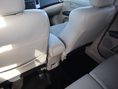 Used 2008 Mitsubishi Outlander SE FWD image 17