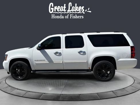 Used 2010 Chevrolet Suburban LT AWD/4WD image 2
