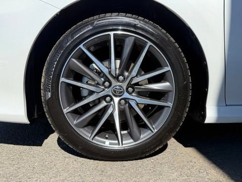 Used 2022 Toyota Camry XLE FWD image 27