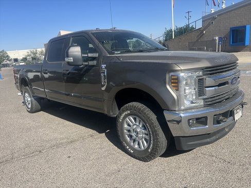 Used 2019 Ford F250 XLT w/ XLT Value Package AWD/4WD image 2