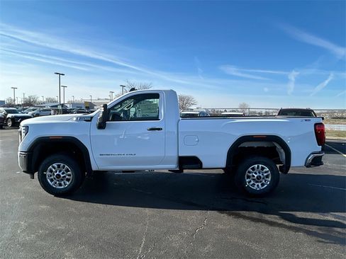 New 2026 GMC Sierra 2500 Pro w/ Convenience Package image 5